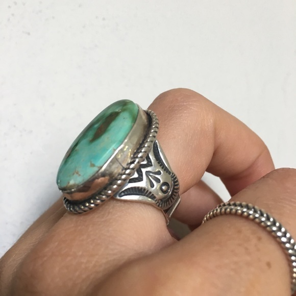 Authentic Native American Turquoise ring - Picture 2 of 6